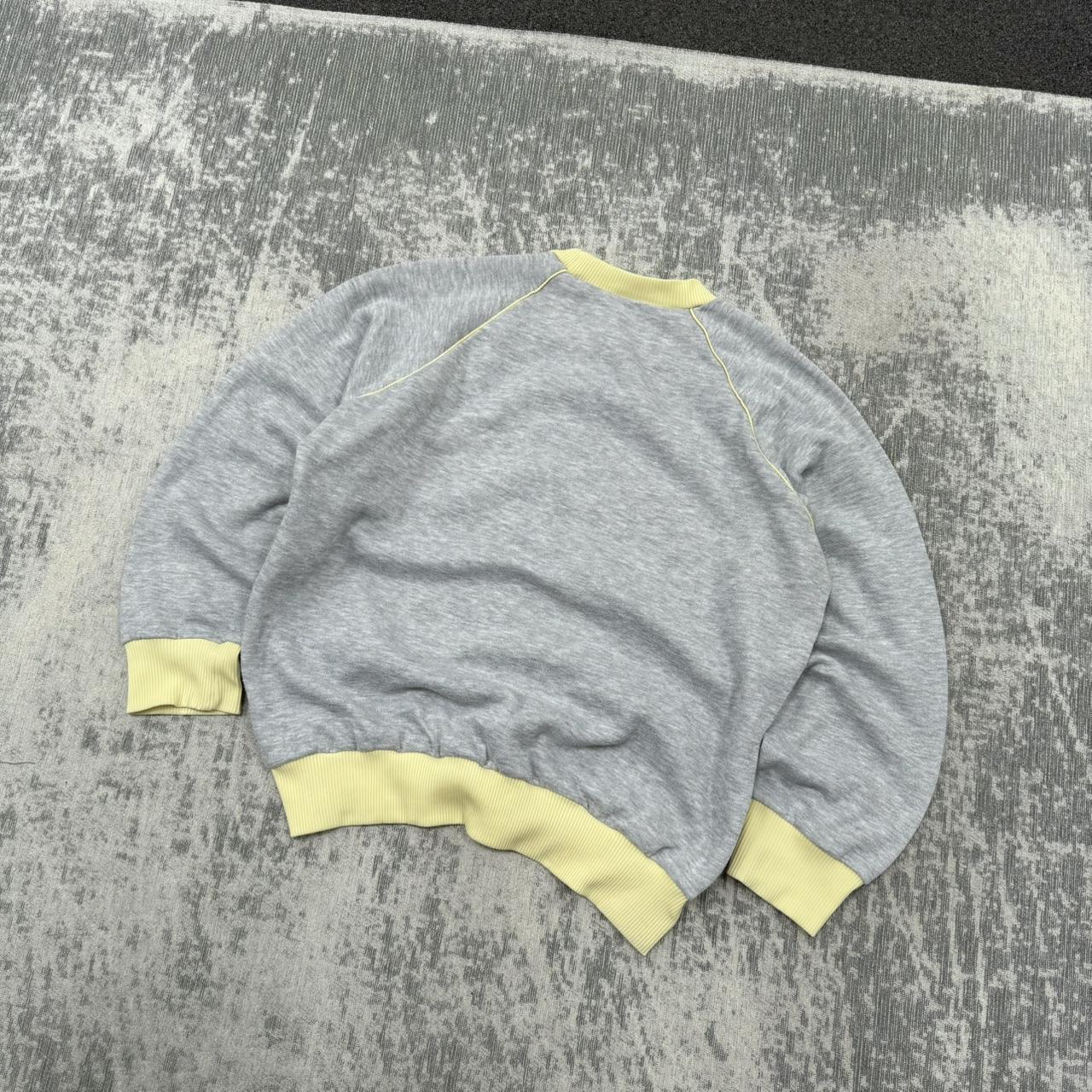 Vintage 90s Adidas Small Logo Sweatshirt Grey (S)