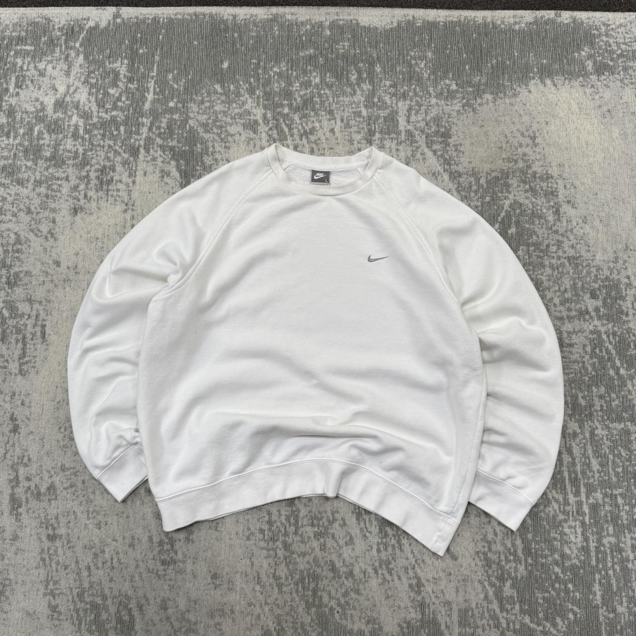 Vintage Y2K Nike Small Swoosh Logo Sweatshirt White (L)