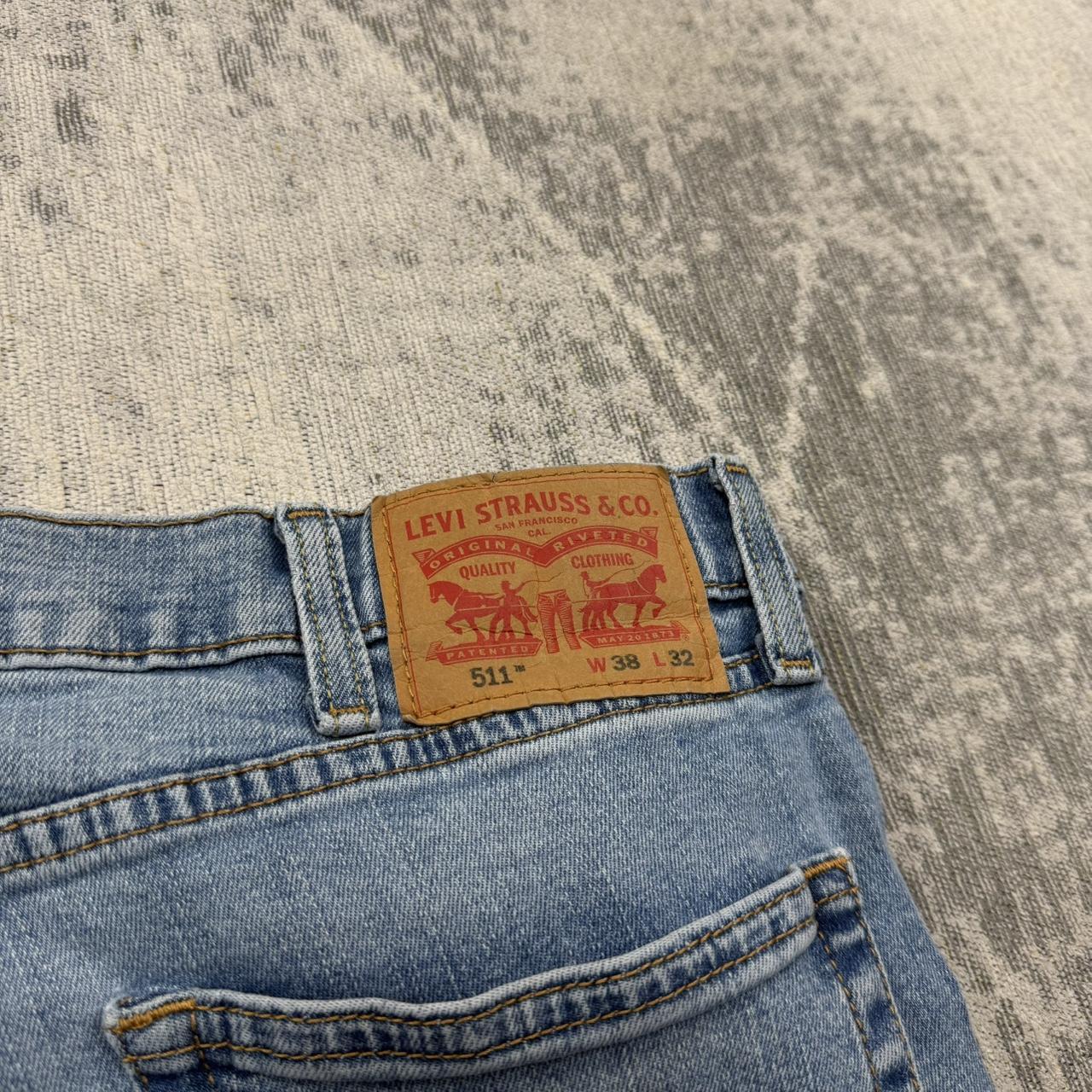 Vintage Levi’s 551 Straight Leg Jeans Blue (38x31)