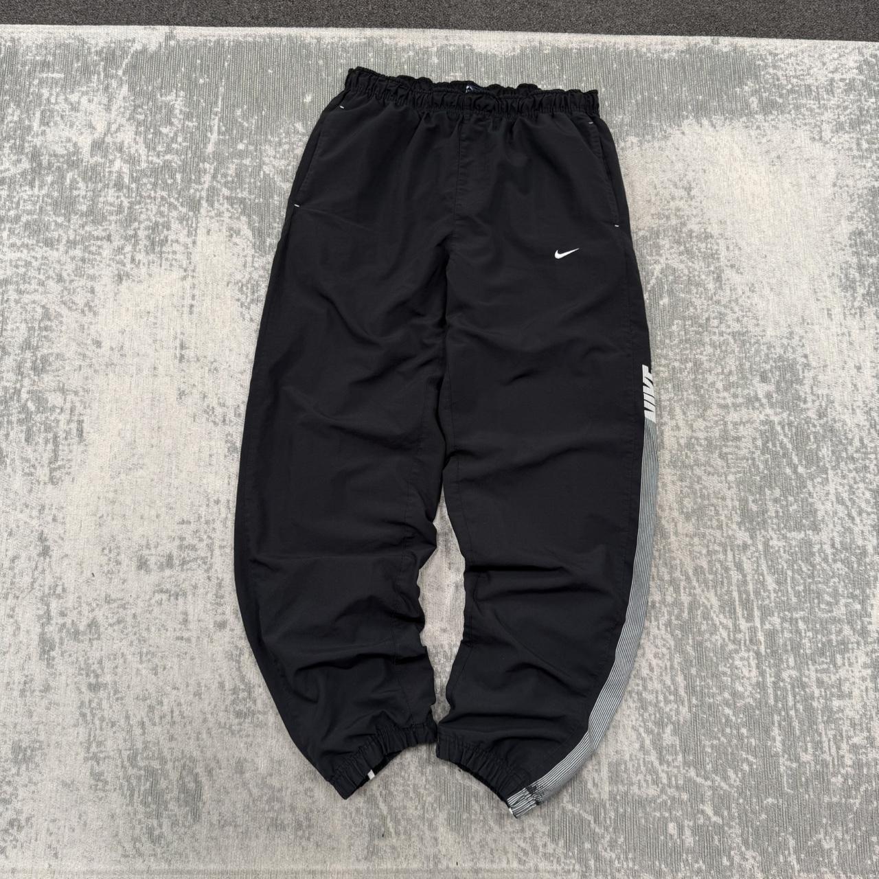 Vintage Y2K Nike Baggy Tracksuit Bottoms Black (L)