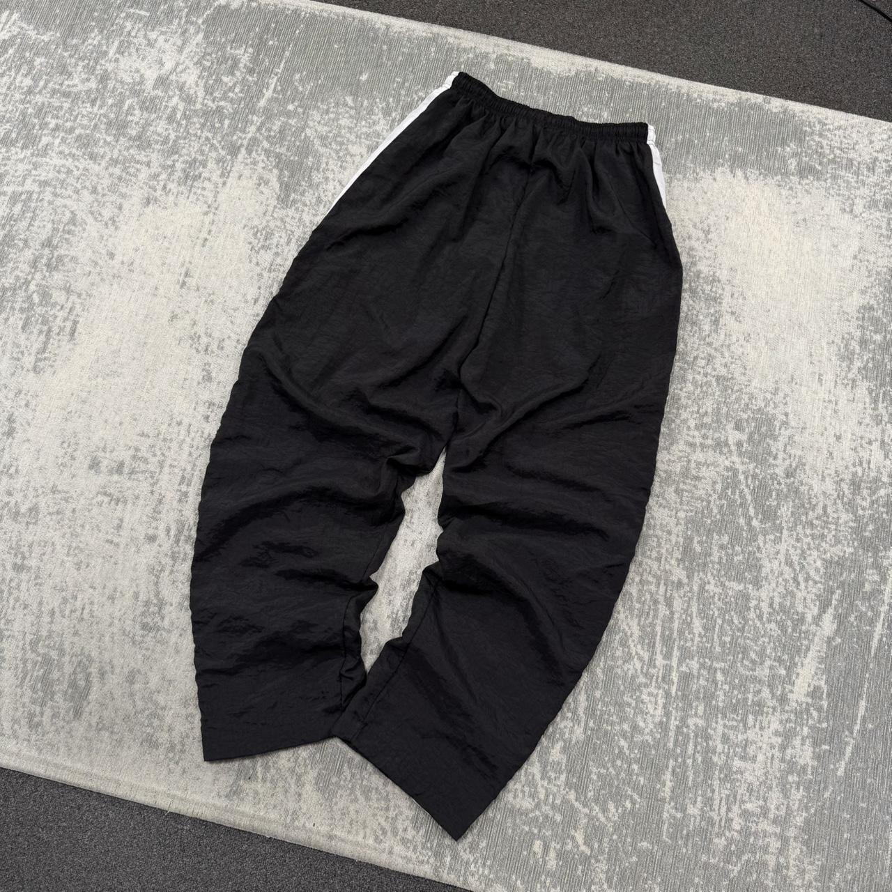 Vintage 90s Nike Baggy Tracksuit Bottoms Black / White (L)
