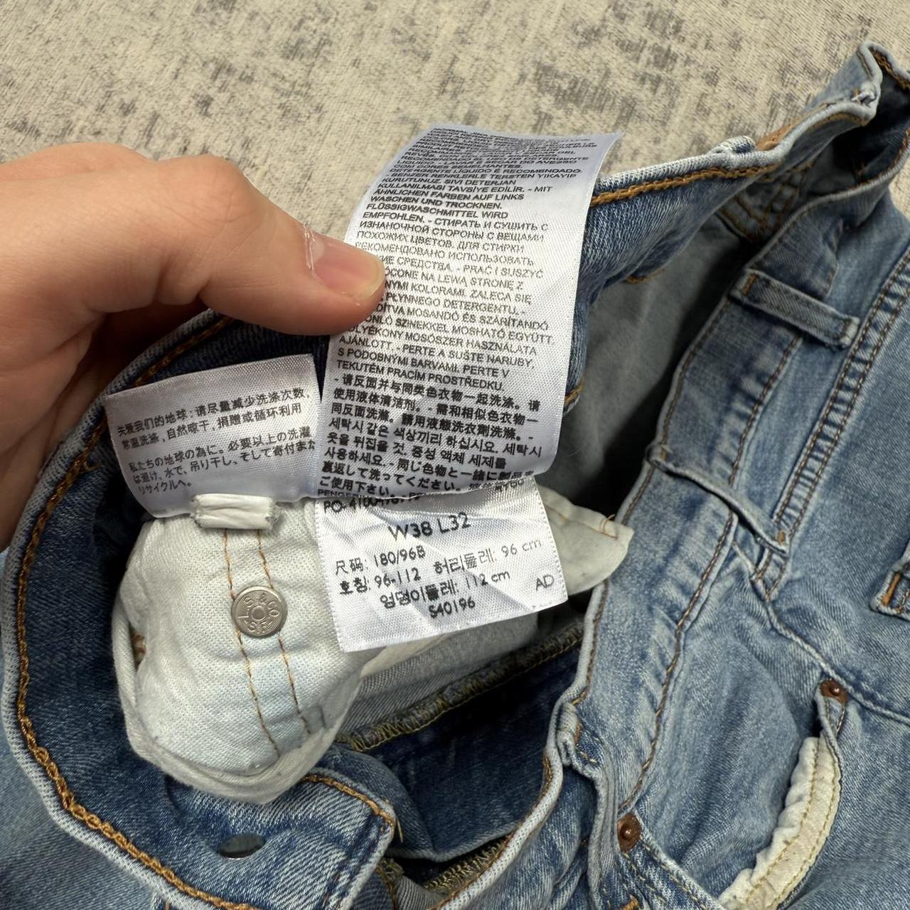 Vintage Levi’s 551 Straight Leg Jeans Blue (38x31)