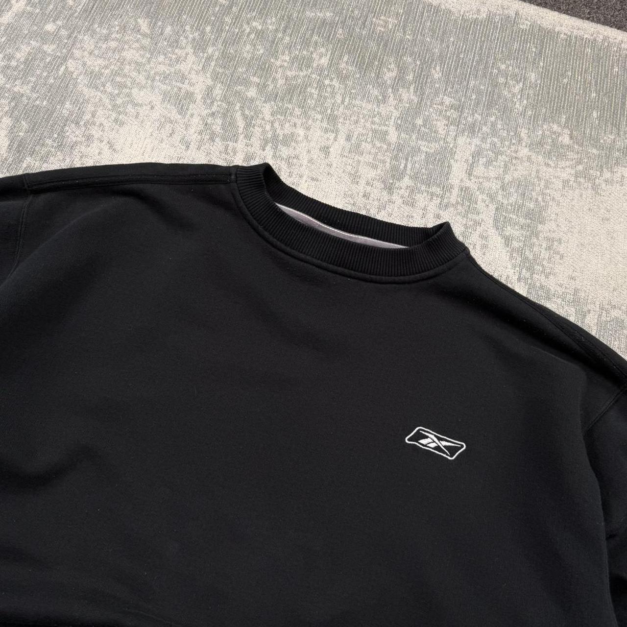 Vintage 00s Reebok Small Logo Sweatshirt Black (L)