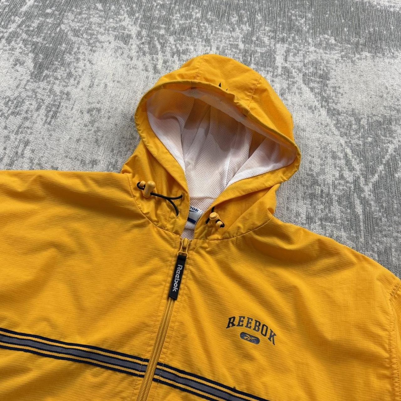 Vintage 00s Reebok Hooded Windbreaker Jacket Yellow (L)
