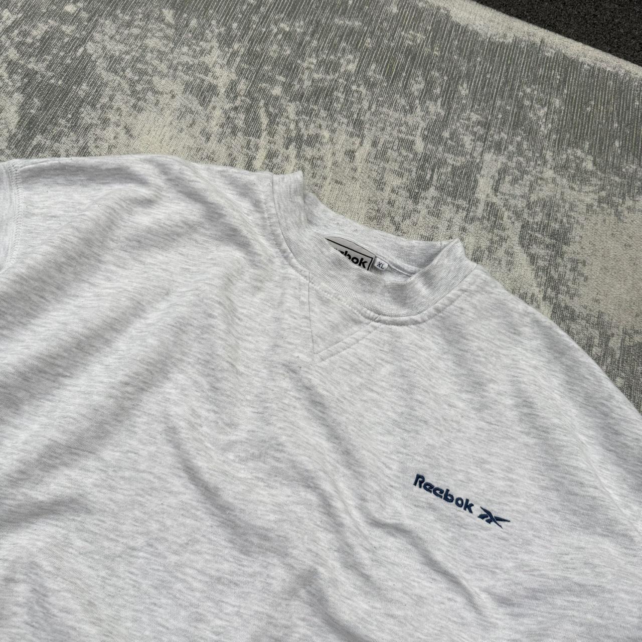 Vintage 90s Reebok Small Logo Sweatshirt Grey (XL)