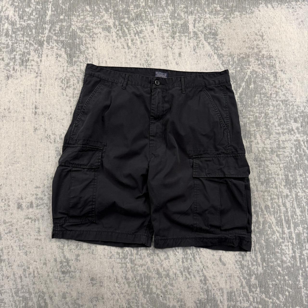 Vintage 00s Levi’s Baggy Cargo Shorts Black (36)