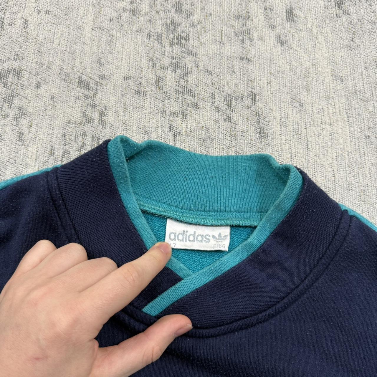 Vintage 90s Adidas RARE Centre Logo Sweatshirt Turquoise / Navy (L)