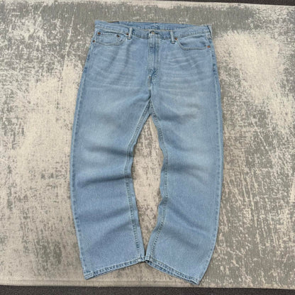 Vintage Levi’s 559 Relaxed Straight Leg Jeans Light Blue (40)