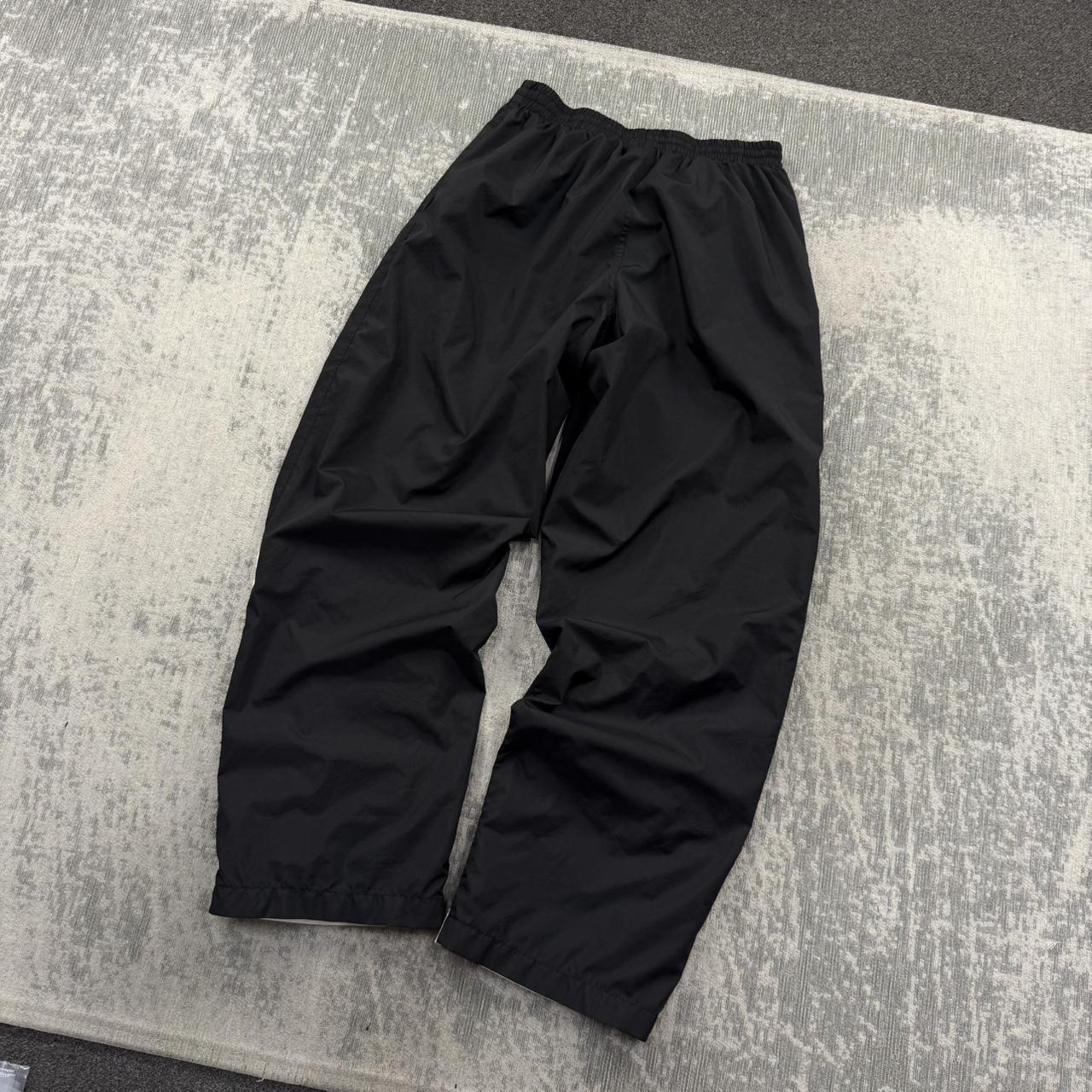 Vintage Y2K Fila Baggy Wide Leg Tracksuit Bottoms Black / White (M)