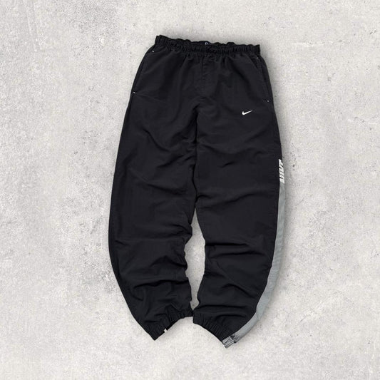 Vintage Y2K Nike Baggy Tracksuit Bottoms Black (L)